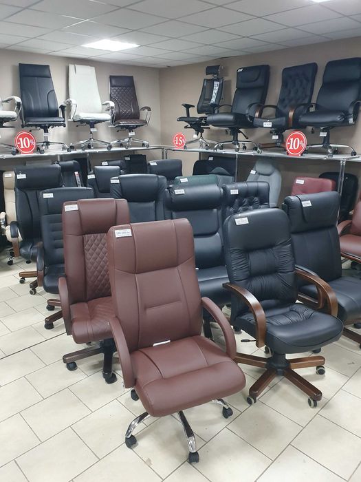 Компьютерное кресло