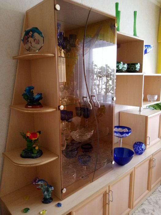 Продам стол стеклянный журнальный