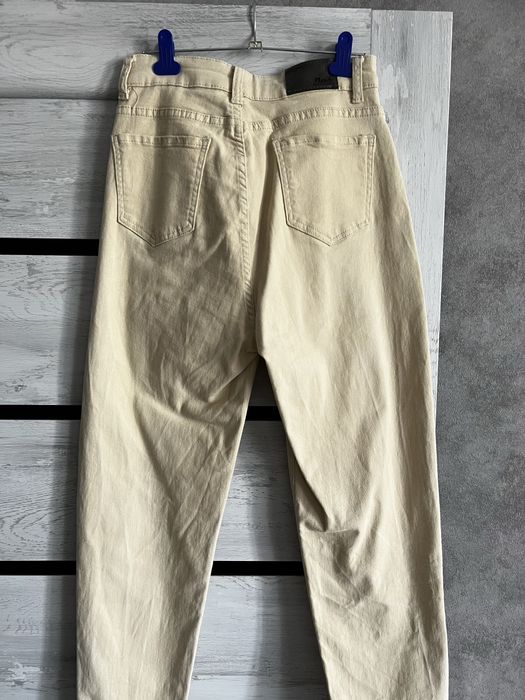 Джинсы женские