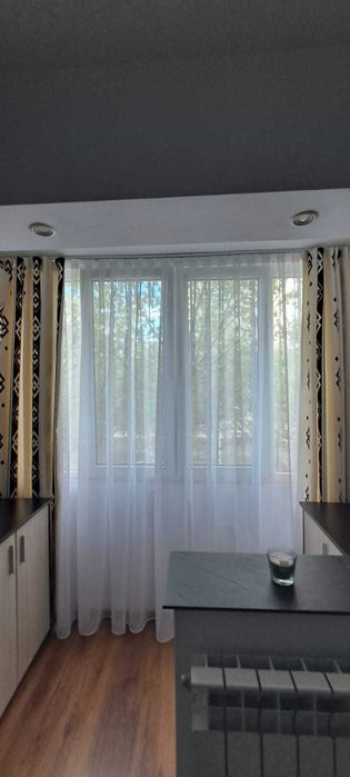 Închiriez apartament