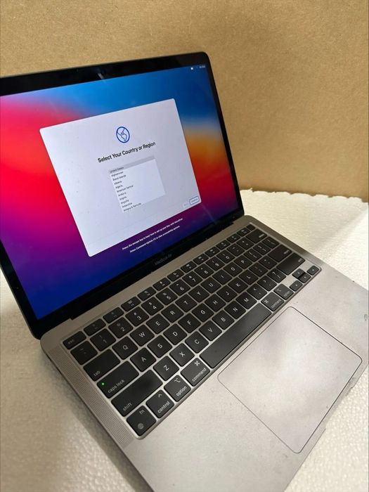 Macbook Air M1 Apple