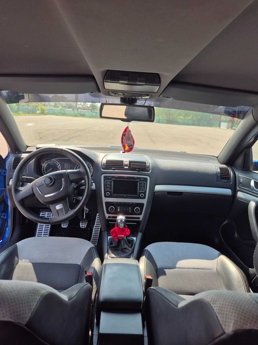 SKODA Octavia 2010 — imagine 5
