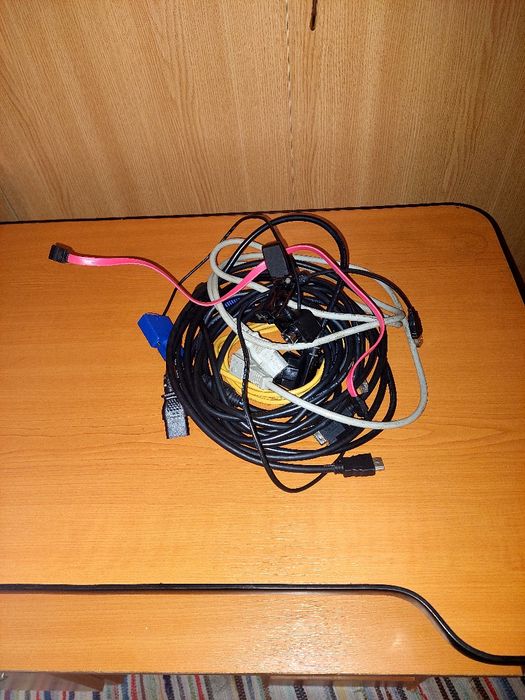 Vând mai multe componente de calculator