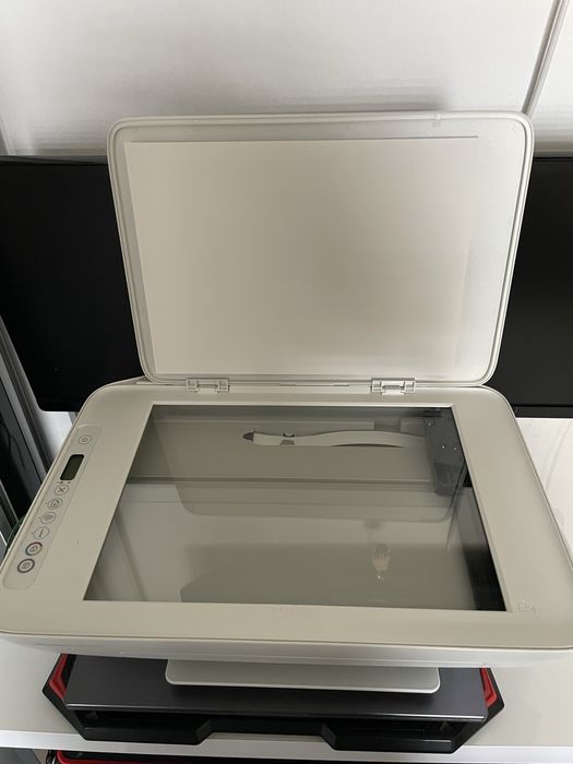 Imprimanta Multifunctional Inkjet color HP Deskjet 2710e All-in-One