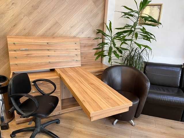 Дава под наем работно място МАНИКЮР