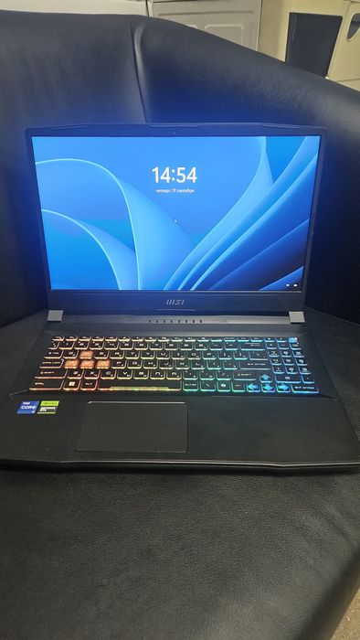 Ноутбук MSI Katana 15