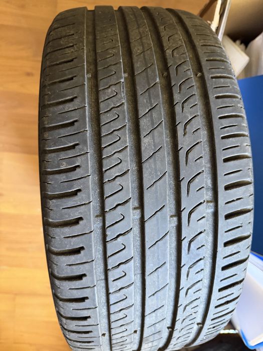 Anvelope vara  225 45 17  - 2+1 Barum. 300ron-3buc