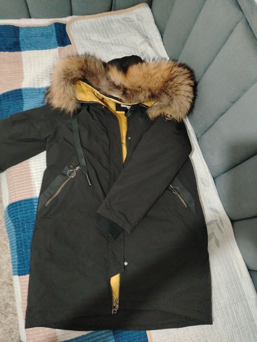 Продам зимнюю куртку