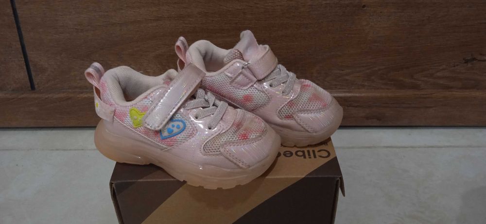 Маратонки за момиче, №23