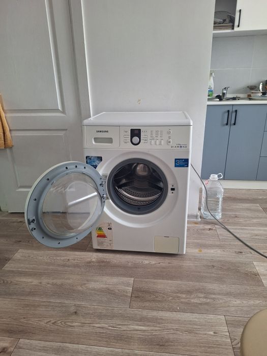 Продам стиралку звоните