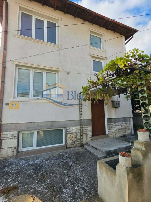 Продава се Къща в Балчик - 180 кв.м за 1000 €/кв.м - Снимка #1