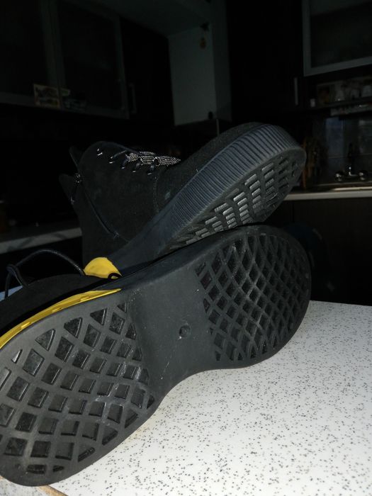 Нови Дамски Боти Mustang