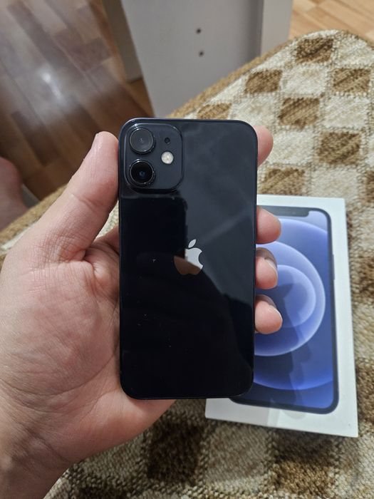 Продам iPhone 12 mini