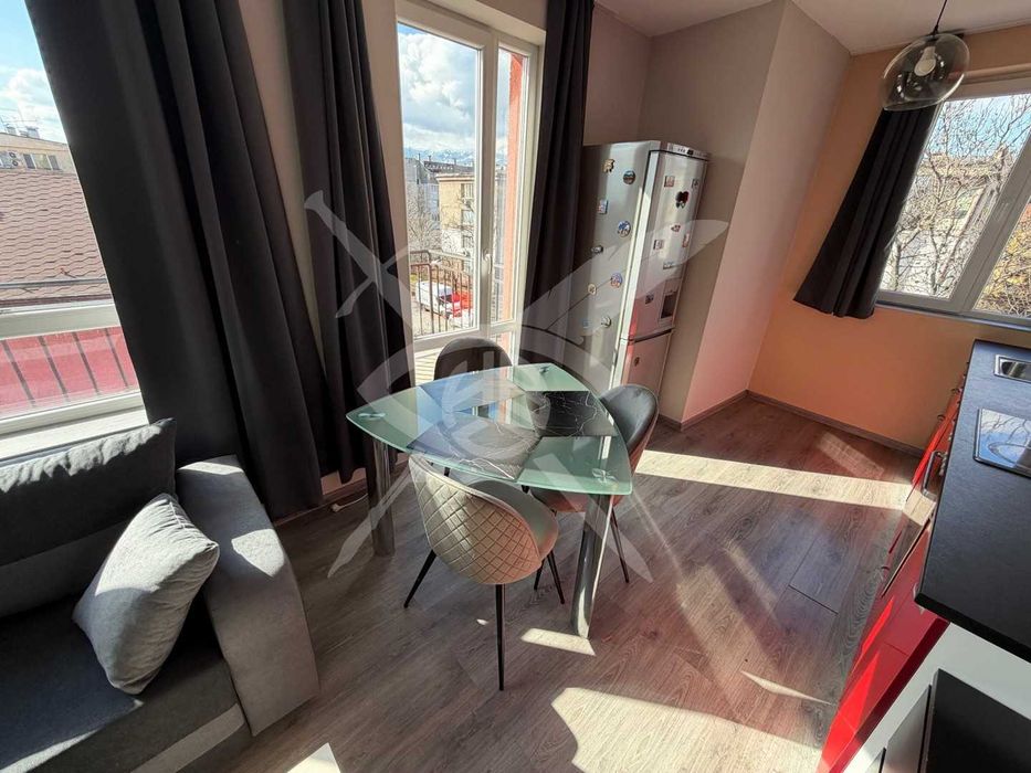 Дава се под наем Двустаен апартамент в София, Левски - 57 кв.м за 548.25 € - Снимка #2