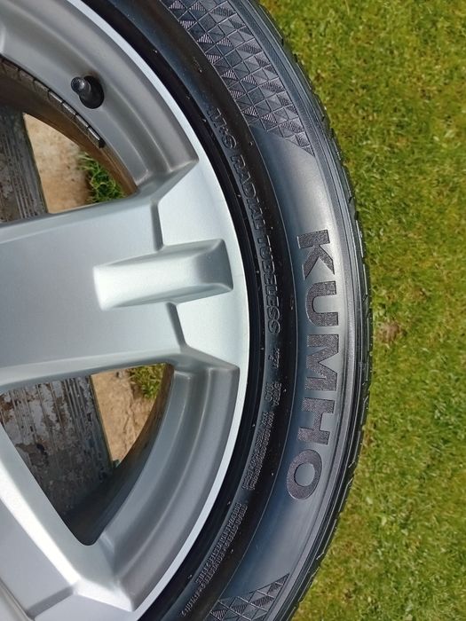Летни гуми с джанти 18" за  Toyota RAV4