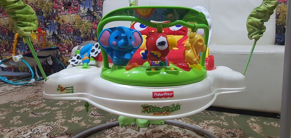 Шезлонг попрыгунчик Fisher Price