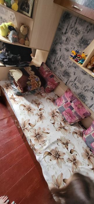 Стенка с кроватью 90000