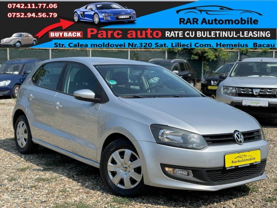 VOLKSWAGEN Polo