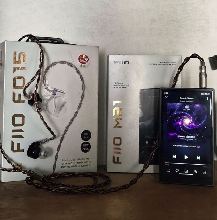 Fiio сетап наушники и плеер комплект. На подарки,для личного поль-ния.