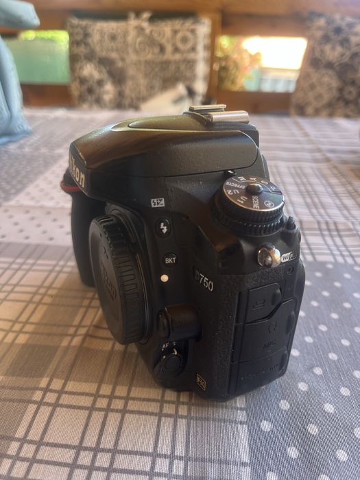 Фотоапарат Nikon D750