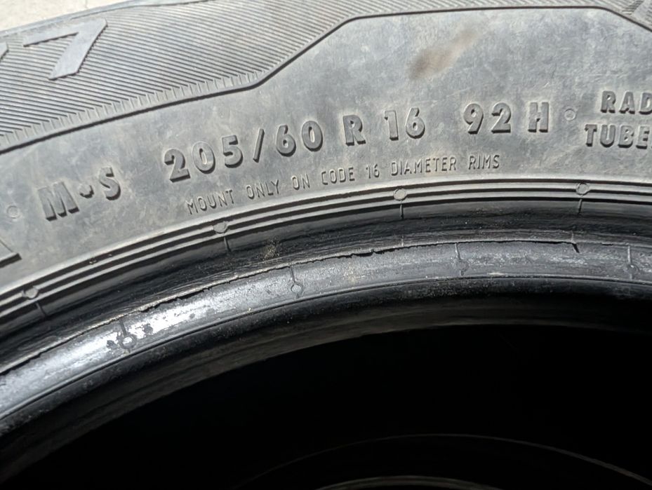 Cauciucuri M+S 205 60 R16