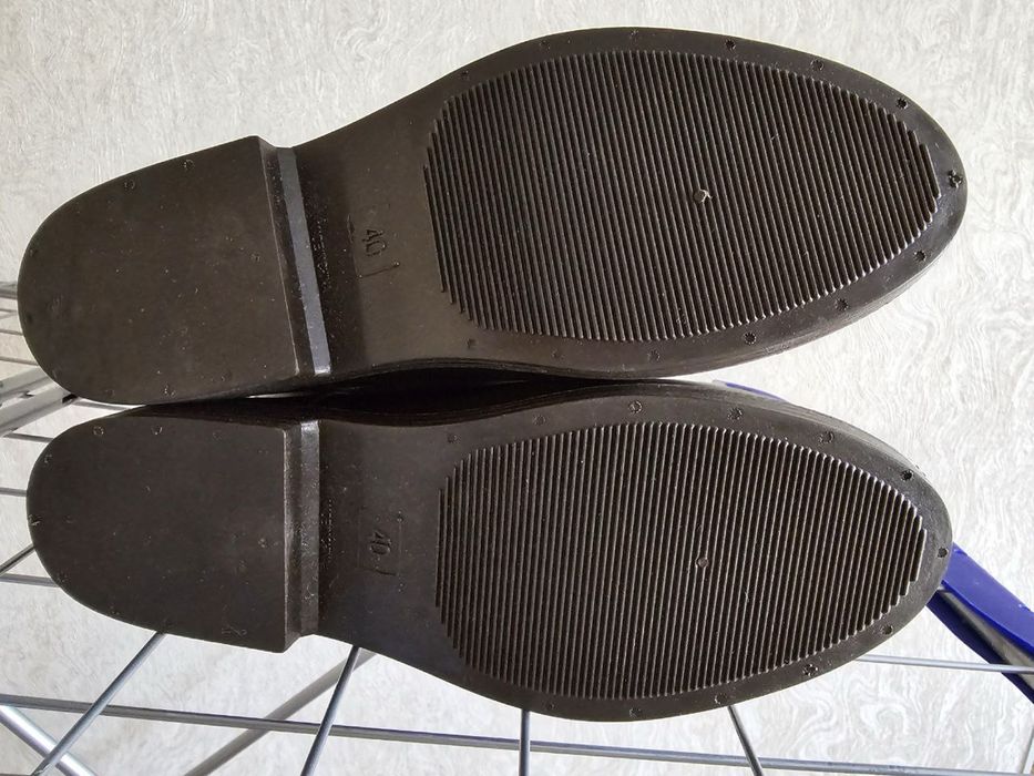 Резиновые сапоги для узкой стопы