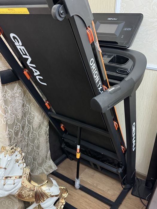 Беговая дорожка.