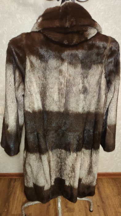 Шуба норковая. .