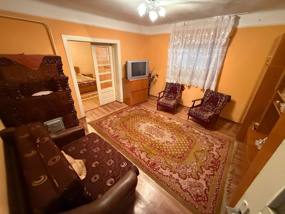 Ofer spre Vanzare Casa 4 camere 2 fronturi la doua strazi zona Unio