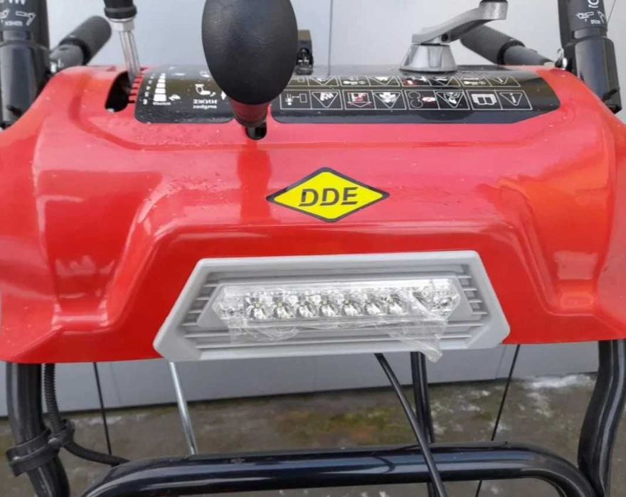 Снегоуборщик DDE ST9071LE
