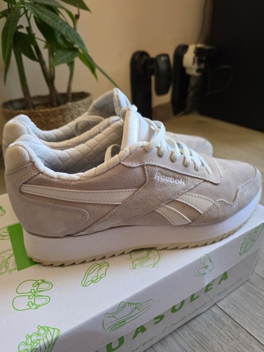 Дамски маратонки Reebok естествена кожа