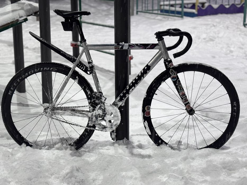 Фикс почти новая