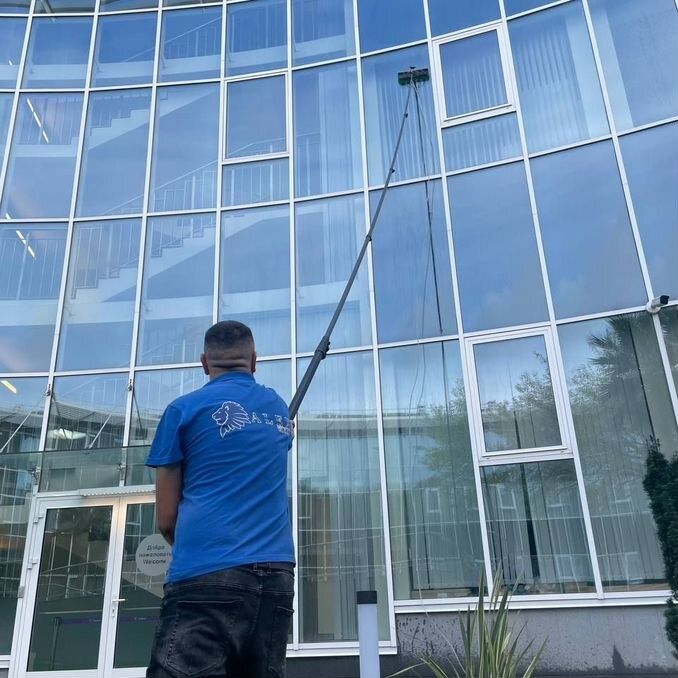 Мойка фасад и окон