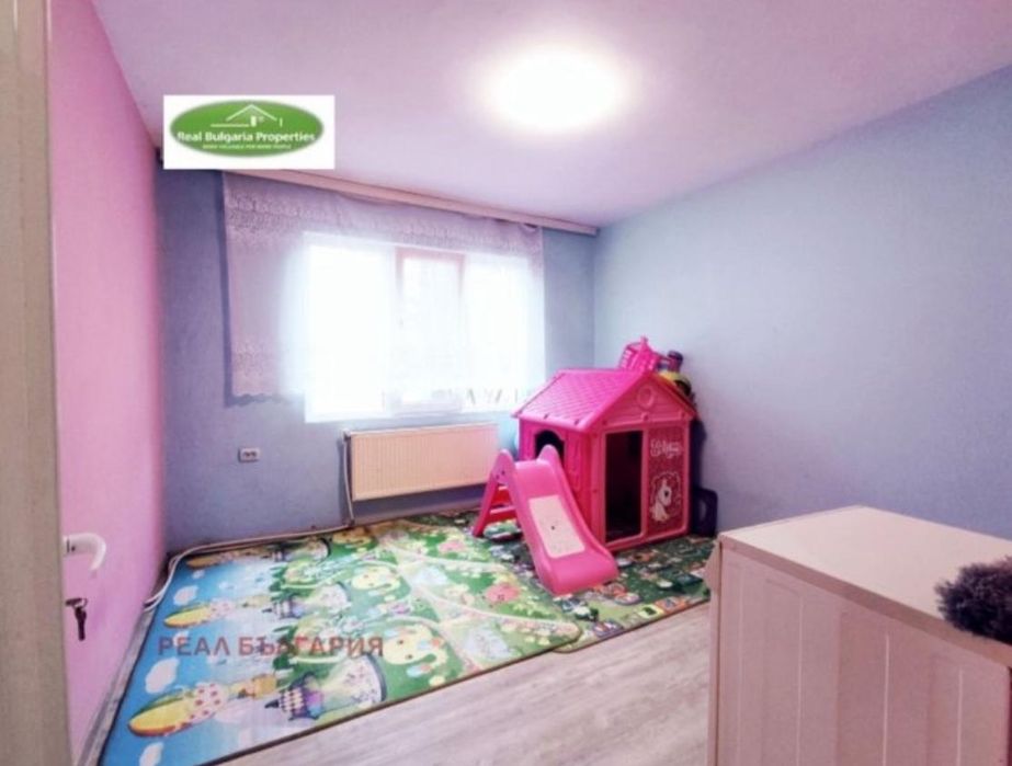 Продава се Тристаен апартамент в Русе, Център - 70 кв.м за 1599 €/кв.м - Снимка #9