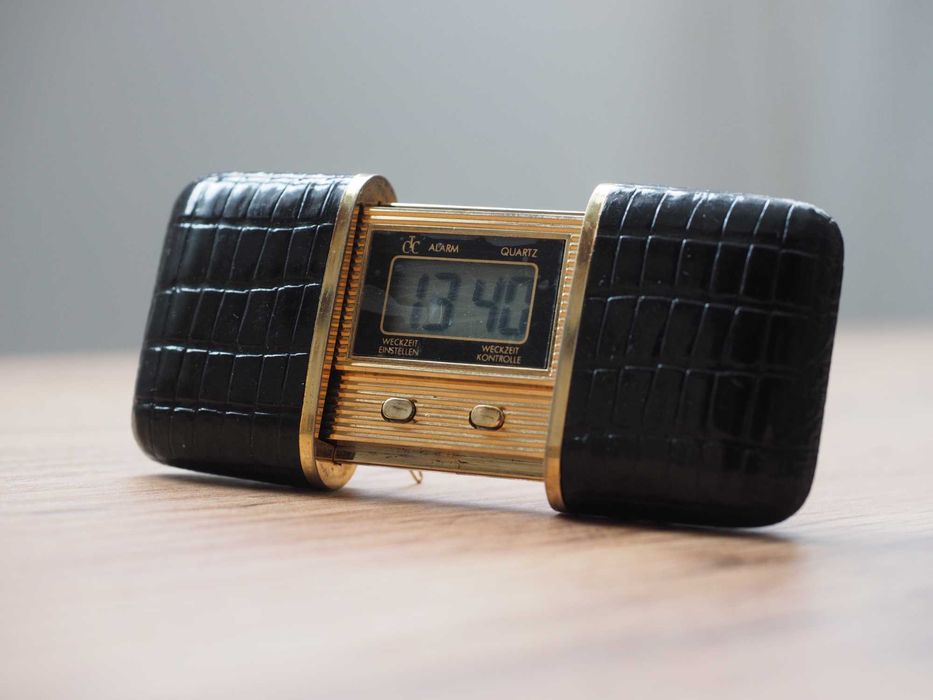 Ceas electronic de buzunar și de birou, retro, digital
