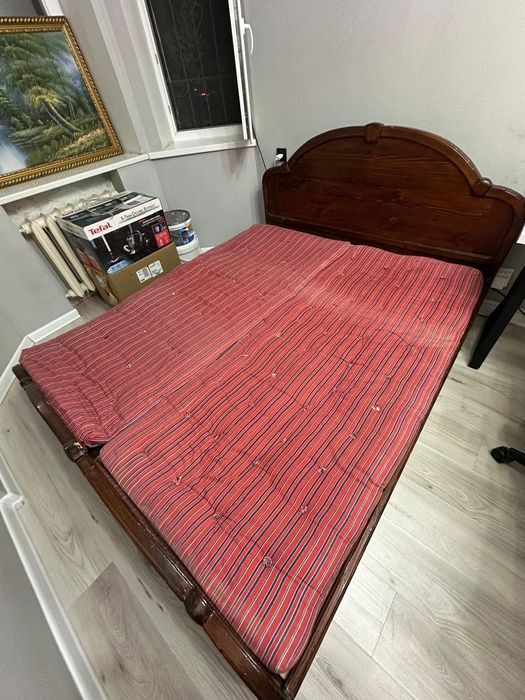 Кровать с комодом