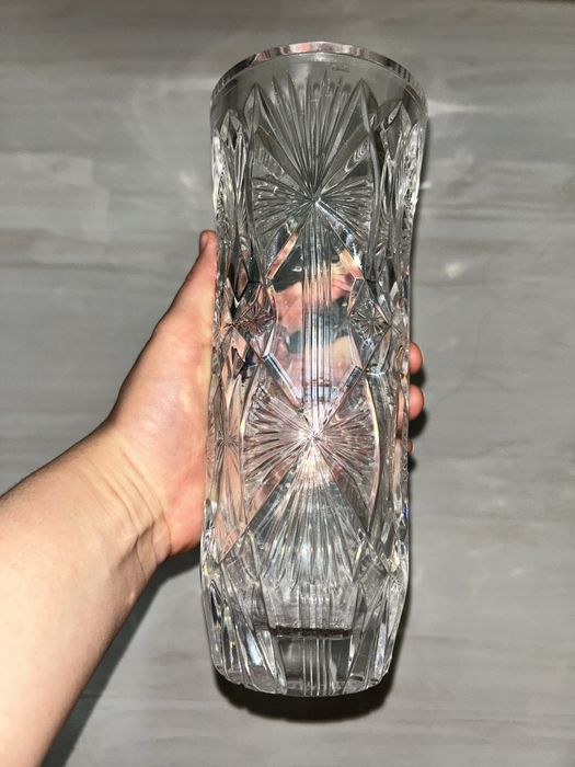 Хрустальная ваза