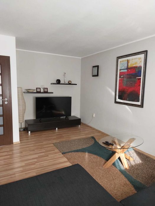 Inchiriez apartament 2 camere, 64 mp - ultracentral