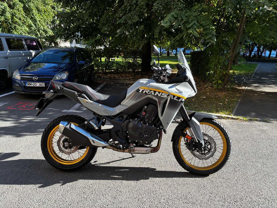 Vand Honda Transalp XL750, 2025, 2543km, 53000 RON