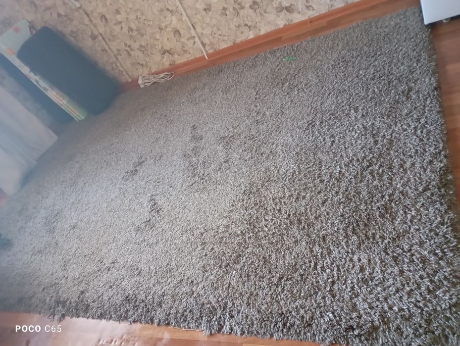 Продам ковёр травка 2*3 в отличном состоянии. Цена 30000 тенге  бу тор