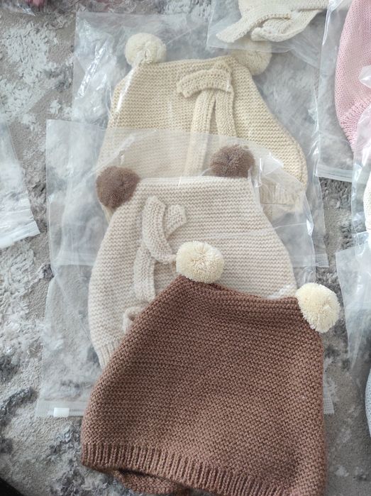 Вязаные шапочки малышам