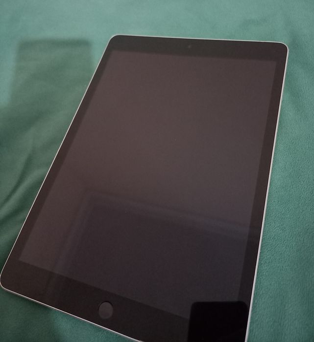 iPad (9th Generation) С гарантией, с ручкой