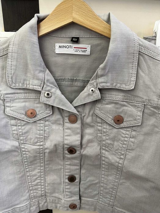 Сив спортен костюм на английската марка MINOTI, 134-140 см. за 9-10 г.