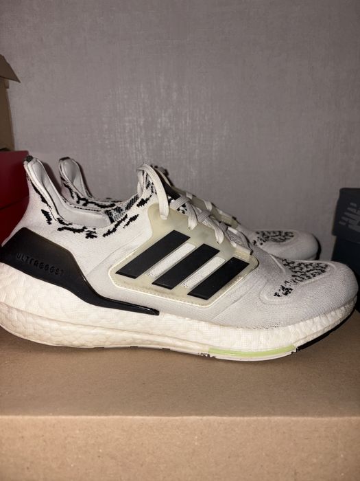 Adidas Ultraboost 22 - Номер 43 1/3