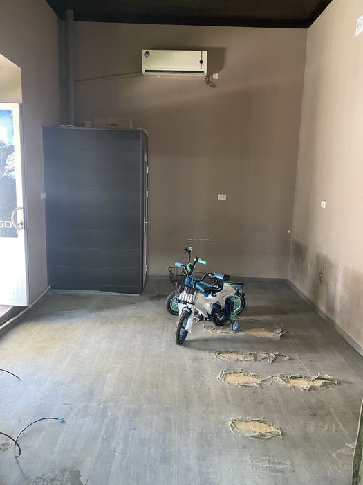 Arenda beriladi magazin qisa buladi yo’lni usti lubboy biznis qisa bul