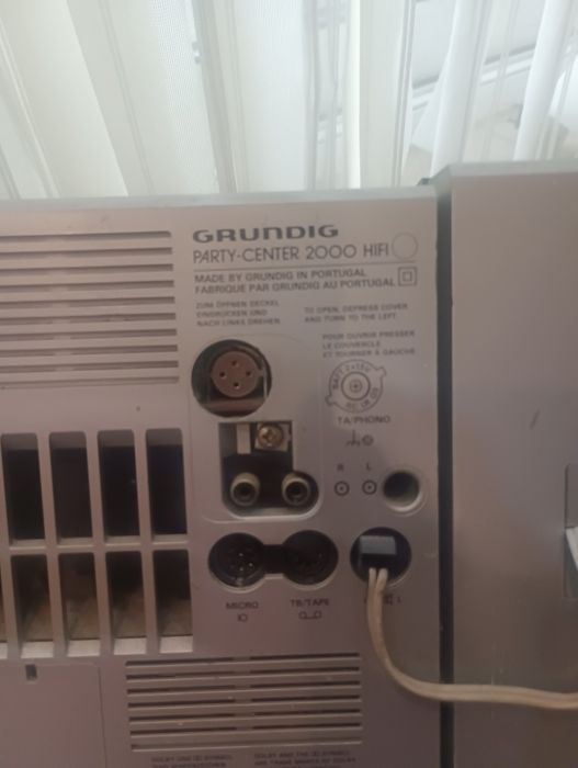 Grundig party -center 2000