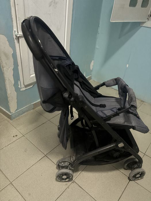 Коляска бу коляска