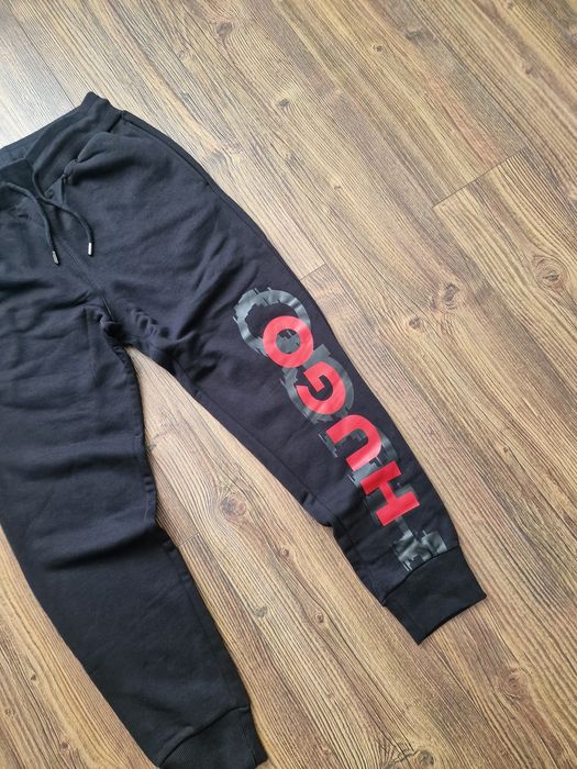 Страхотнен мъжки спортен екип размер S и  2XL 
Най-висок клас мате