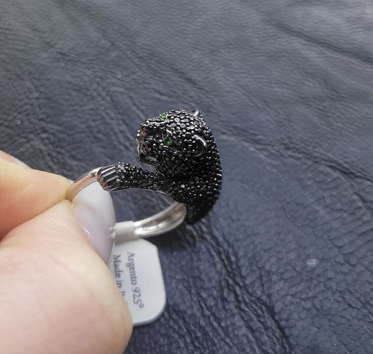 Кольцо серебро 925 проба. Новое .