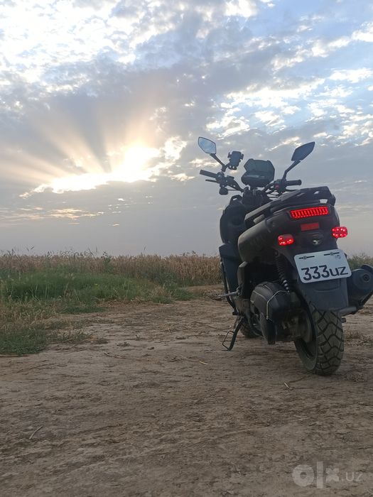 Moto Tank Sotiladi ozgina xarajatli ishi bor